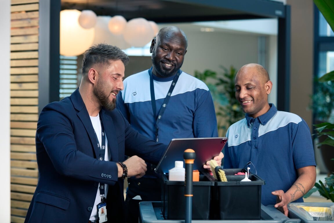 ISS feb242214 (Medium)